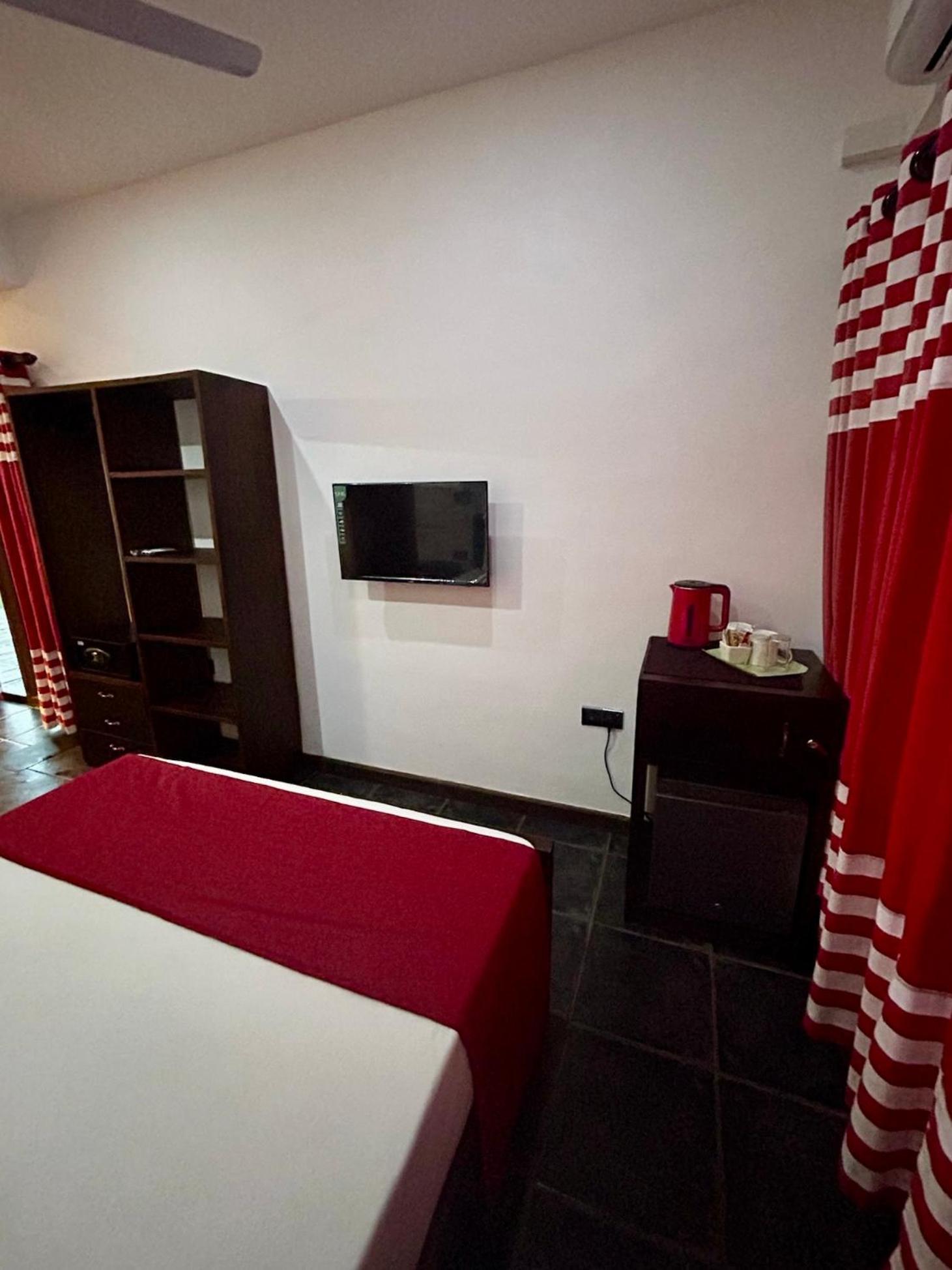 Reef Bungalow Hotel Pamunugama Kültér fotó